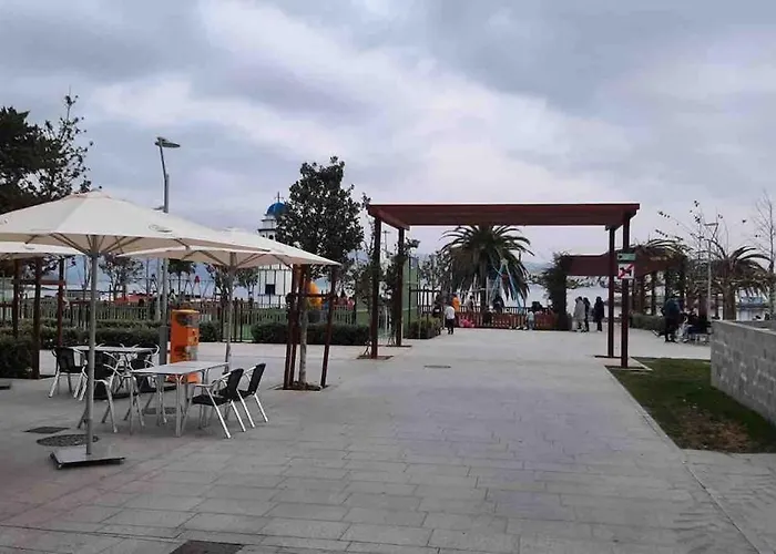 Appartamento Con Terraza Y Vistas Al Mar